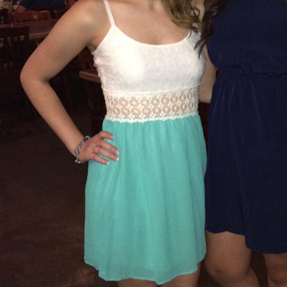 Crochet/mint dress 💕